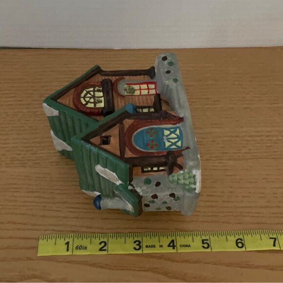 Vtg Cobblestone Corners Christmas Village 2 Story House Inn 2001 Painted Ceramic - Picture 9 of 9